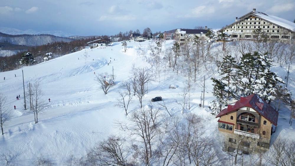 kuma lodge madarao japanese snow resort for families